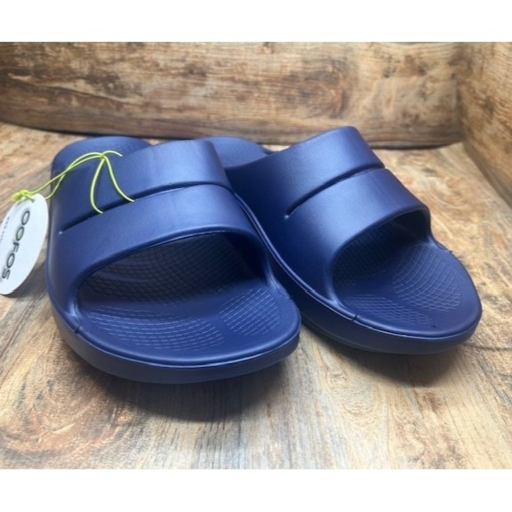 OOFOS OOAHH Recovery Slide Sandals Navy Blue NWT - Size M11/W13